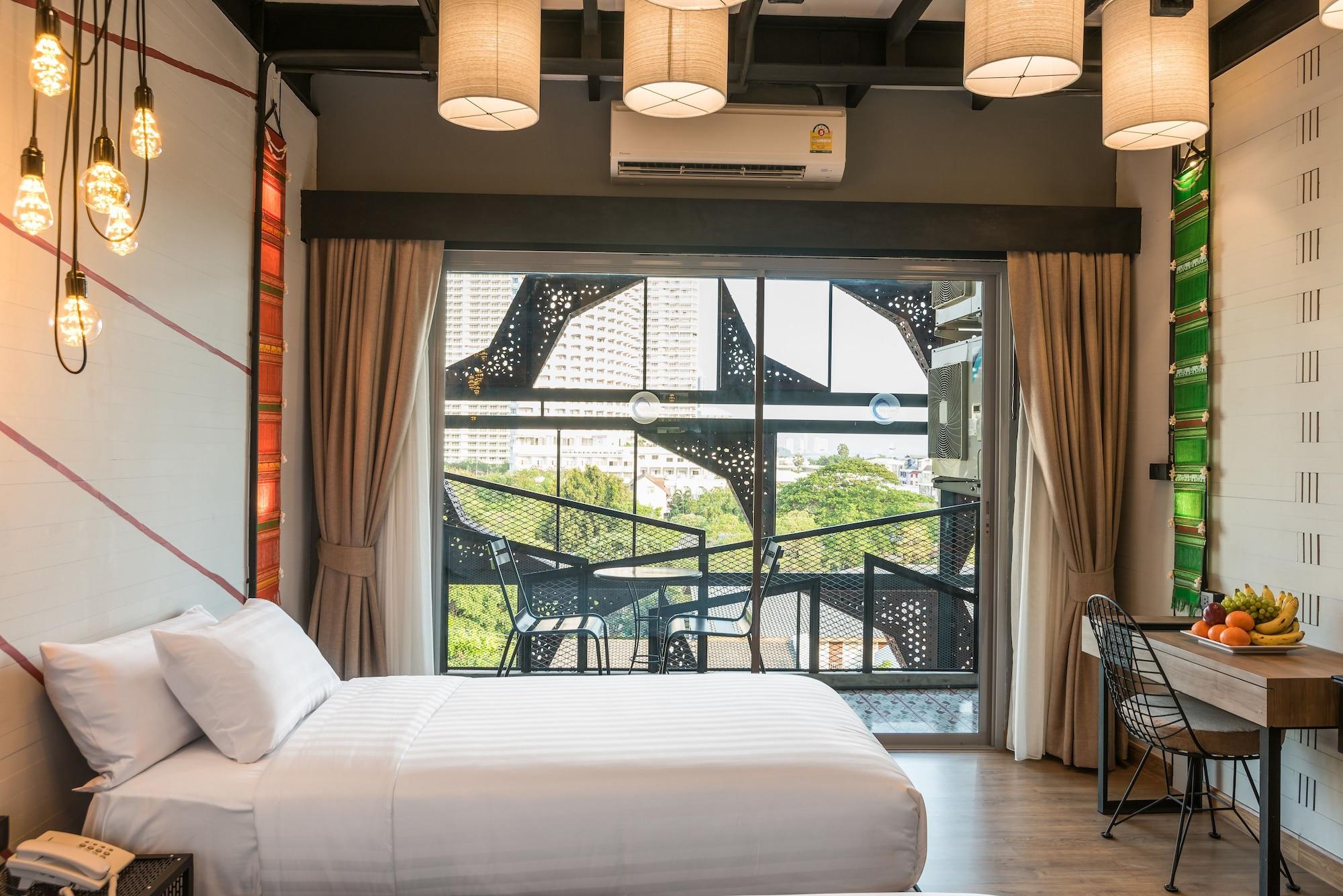 Sea Crest By Jomtien Otel Dış mekan fotoğraf